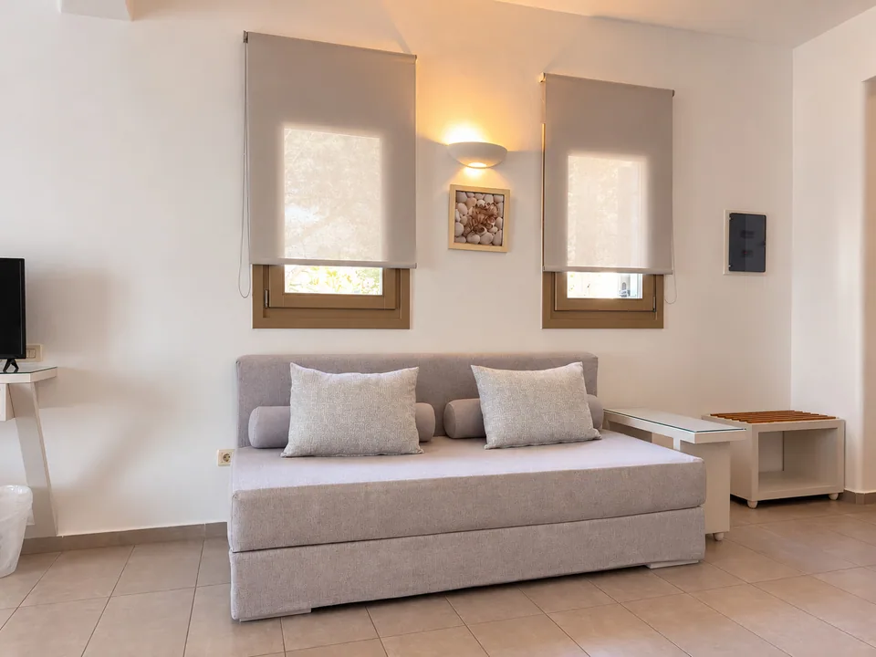 Studio 102 · Sitting area