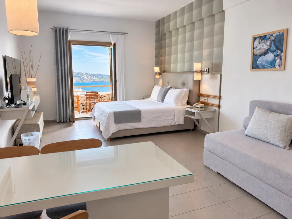Superior Comfort Sea View · Studio 105