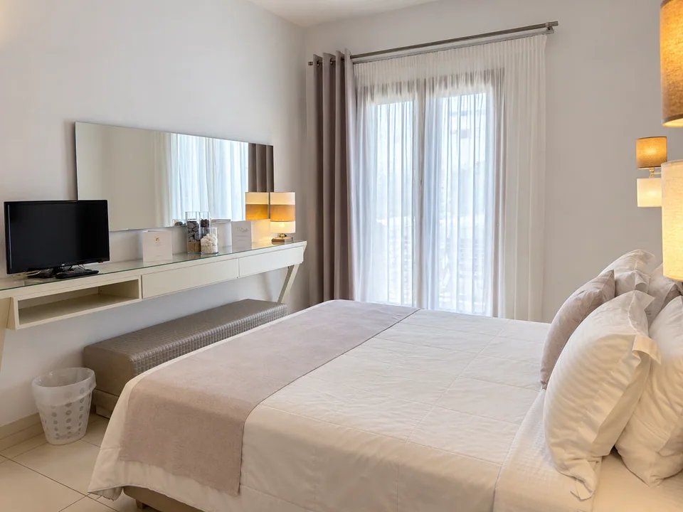 Suite 202 · Sleeping area