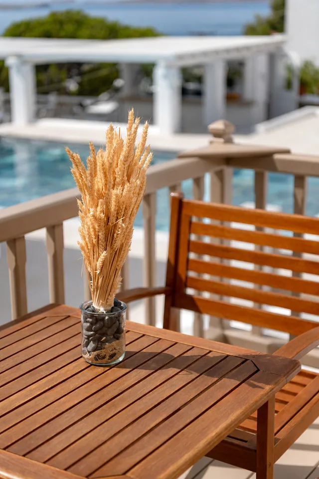 Suite 206 · Outdoor space