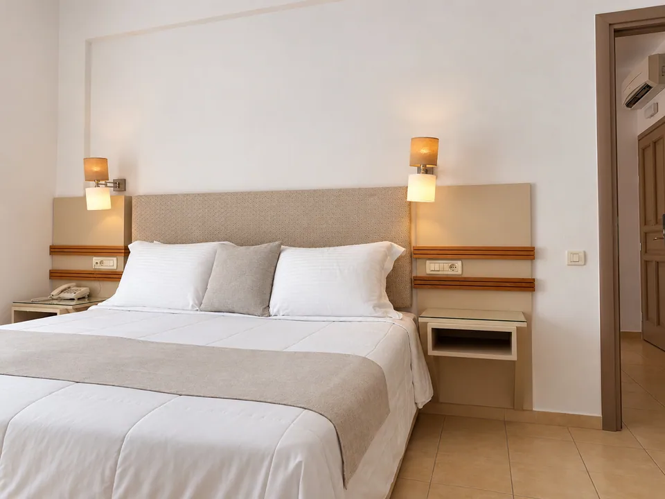 Suite 208 · Sleeping area