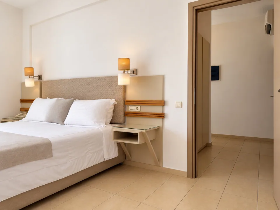 Suite 208 · Sleeping area