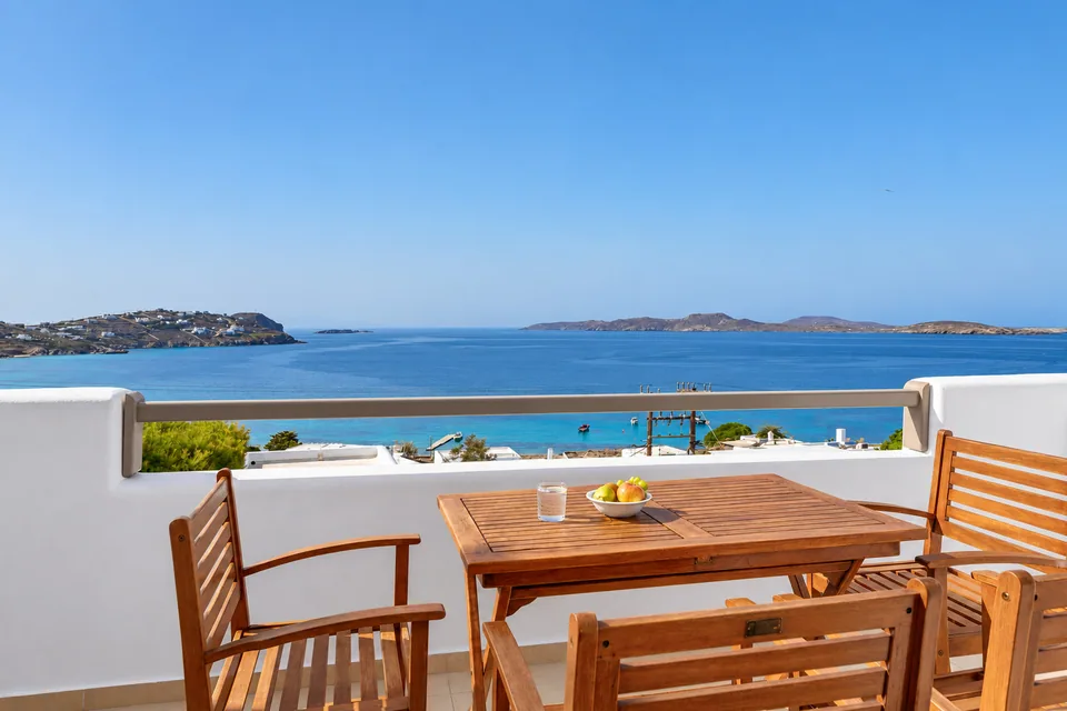 Suite 209 · Outdoor space