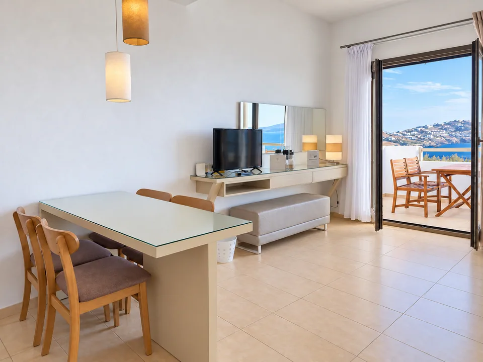 Suite 209 · Living area